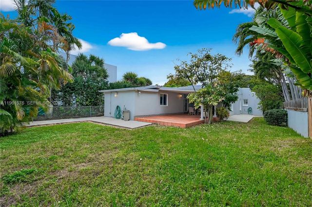 3719 Sheridan Ave, Miami Beach, FL 33140