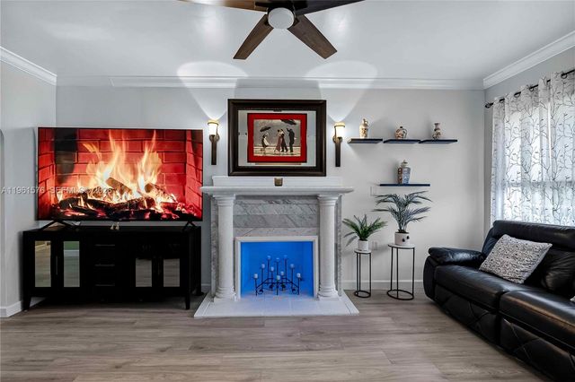 3719 Sheridan Ave, Miami Beach, FL 33140