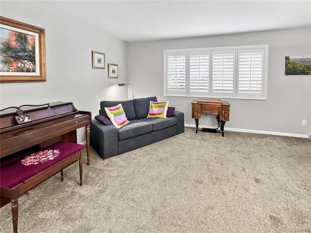 2170 S Flower Way, Lakewood, CO 80227