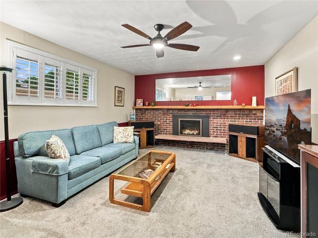 2170 S Flower Way, Lakewood, CO 80227