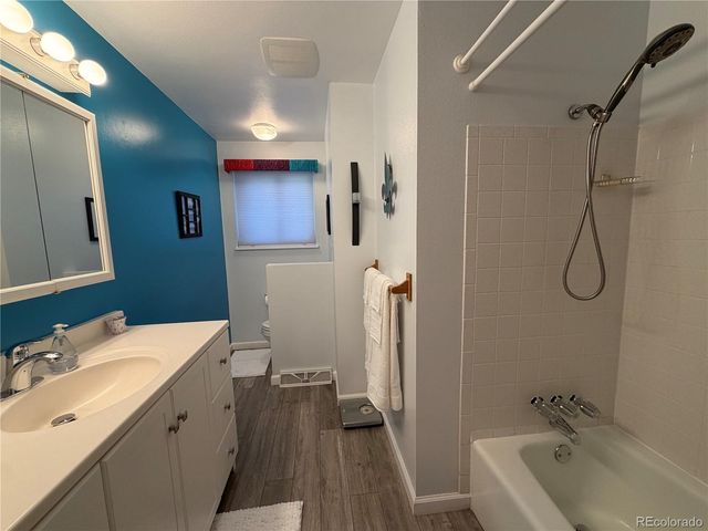 2170 S Flower Way, Lakewood, CO 80227