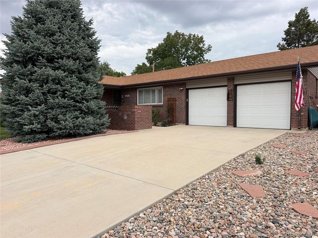2170 S Flower Way, Lakewood, CO 80227