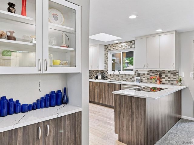 2170 S Flower Way, Lakewood, CO 80227