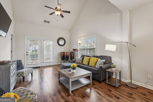 2365 Suwanee Pointe Drive, Lawrenceville, GA 30043