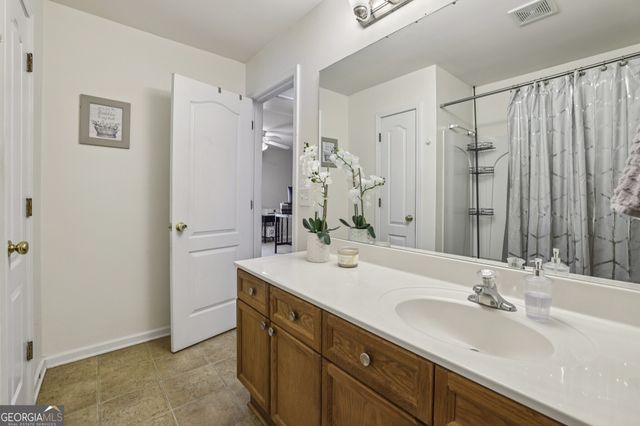 2365 Suwanee Pointe Drive, Lawrenceville, GA 30043