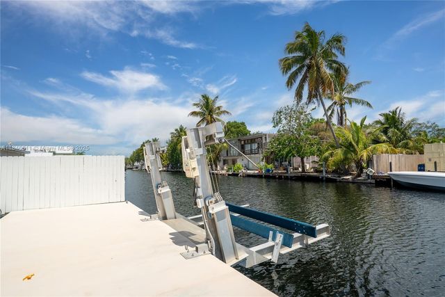 415 Big Pine Rd, Key Largo, FL 33037