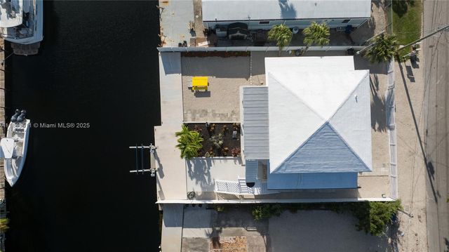 415 Big Pine Rd, Key Largo, FL 33037