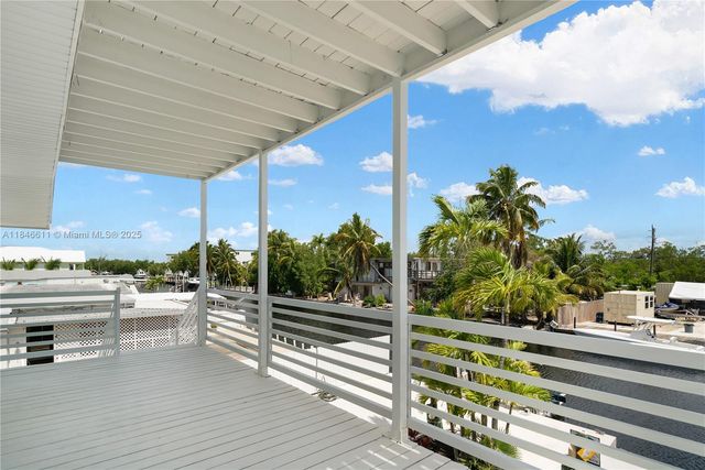 415 Big Pine Rd, Key Largo, FL 33037