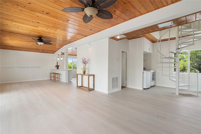 415 Big Pine Rd, Key Largo, FL 33037