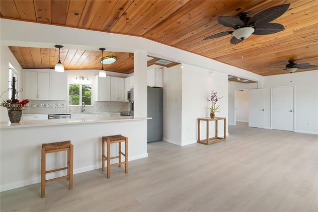 415 Big Pine Rd, Key Largo, FL 33037