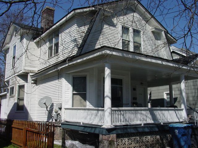 718 W Cedar Street, Kalamazoo, MI 49007