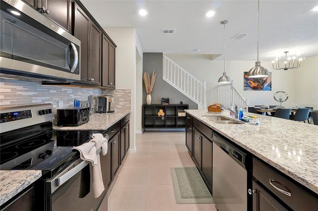 4014 LANA AVENUE, Davenport, FL 33897