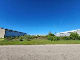 11207 Commercial Street, Richmond, IL 60071