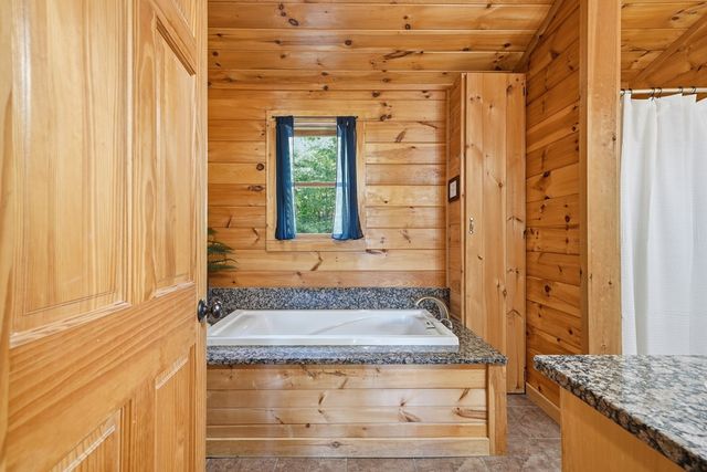 288 Kimbolton Drive, Morganton, GA 30560