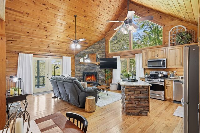 288 Kimbolton Drive, Morganton, GA 30560