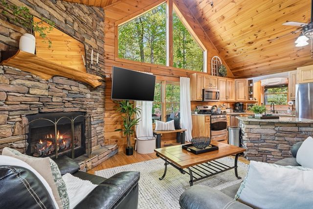 288 Kimbolton Drive, Morganton, GA 30560