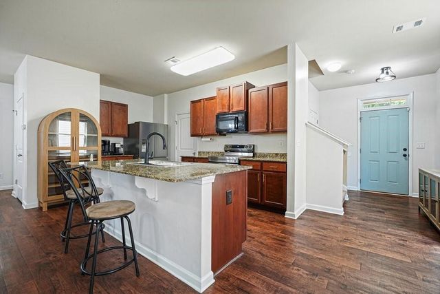 402 Wilshire Court, Acworth, GA 30102