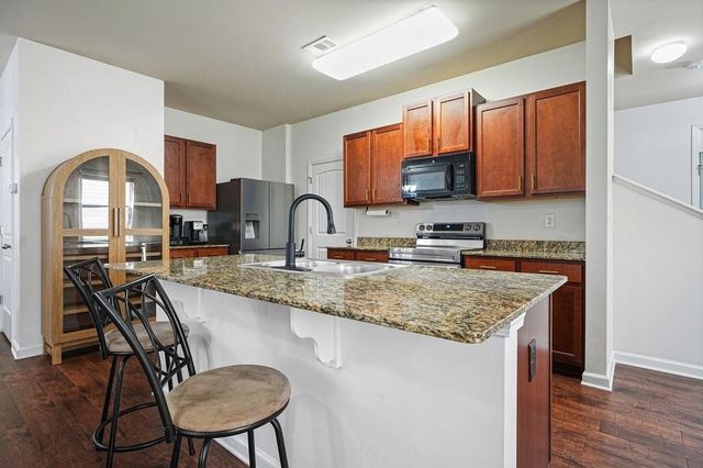 402 Wilshire Court, Acworth, GA 30102