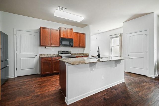 402 Wilshire Court, Acworth, GA 30102