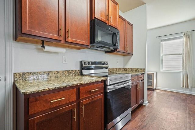 402 Wilshire Court, Acworth, GA 30102