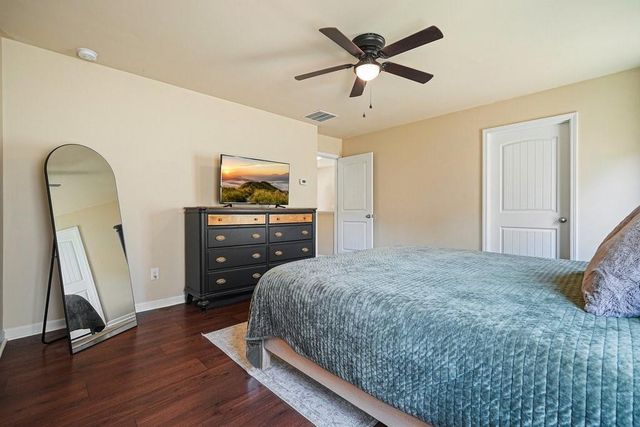 402 Wilshire Court, Acworth, GA 30102