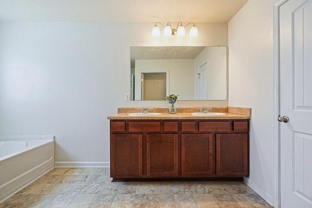 402 Wilshire Court, Acworth, GA 30102