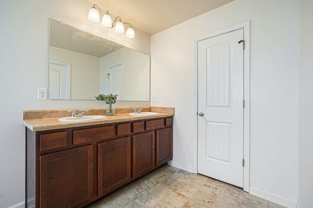 402 Wilshire Court, Acworth, GA 30102