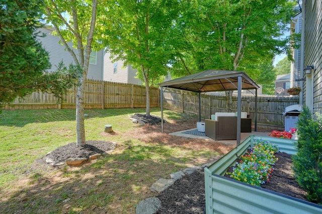 402 Wilshire Court, Acworth, GA 30102