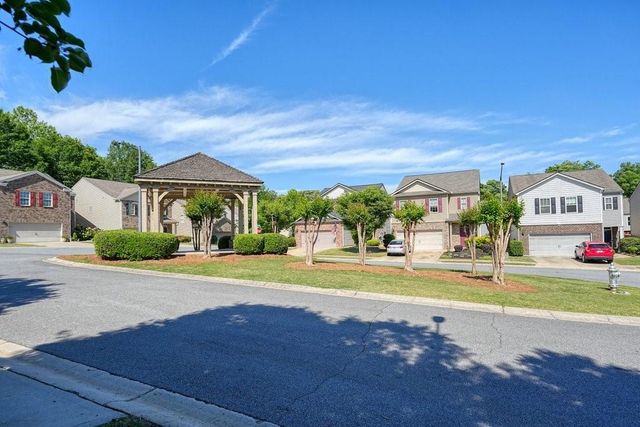 402 Wilshire Court, Acworth, GA 30102
