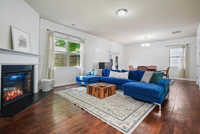 402 Wilshire Court, Acworth, GA 30102