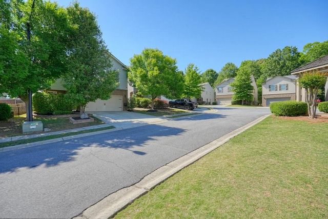 402 Wilshire Court, Acworth, GA 30102
