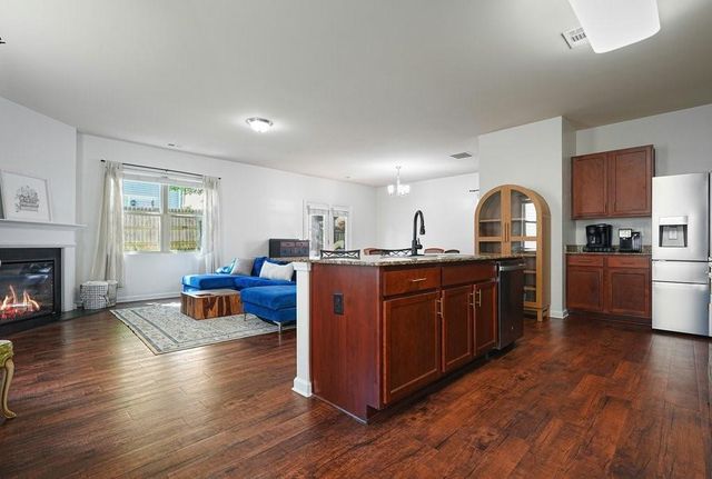 402 Wilshire Court, Acworth, GA 30102