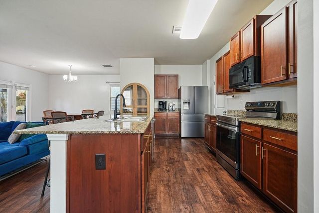 402 Wilshire Court, Acworth, GA 30102