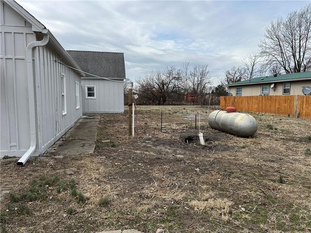 4703 N Hifner Street, Independence, MO 64058