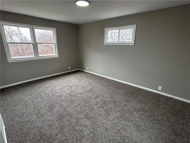 4703 N Hifner Street, Independence, MO 64058