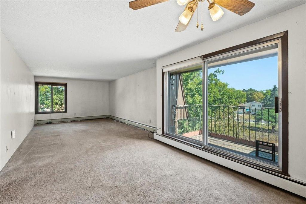 3421 Kent Street 601, Shoreview, MN 55126 — photo 2