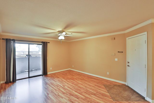 2025 E CAMPBELL Avenue 111, Phoenix, AZ 85016