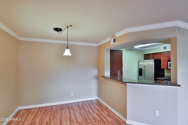 2025 E CAMPBELL Avenue 111, Phoenix, AZ 85016