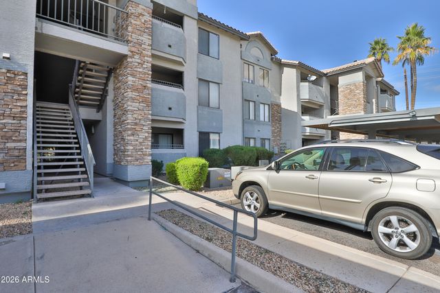 2025 E CAMPBELL Avenue 111, Phoenix, AZ 85016