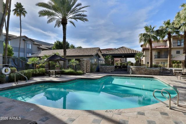 2025 E CAMPBELL Avenue 111, Phoenix, AZ 85016