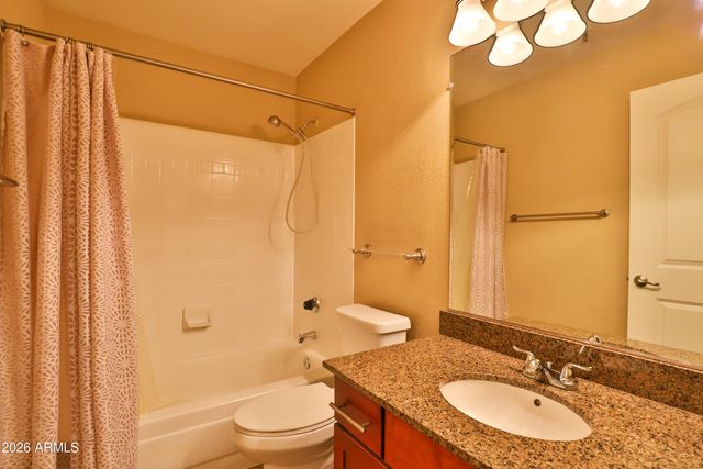 2025 E CAMPBELL Avenue 111, Phoenix, AZ 85016