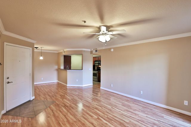 2025 E CAMPBELL Avenue 111, Phoenix, AZ 85016