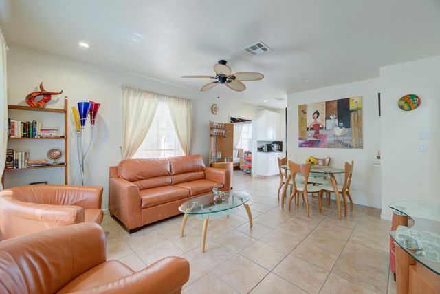 1136 NE 17th Way, Fort Lauderdale, FL 33304
