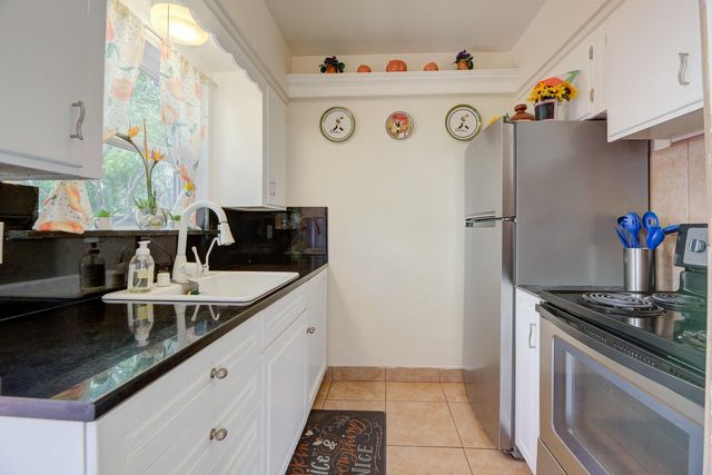 1136 NE 17th Way, Fort Lauderdale, FL 33304