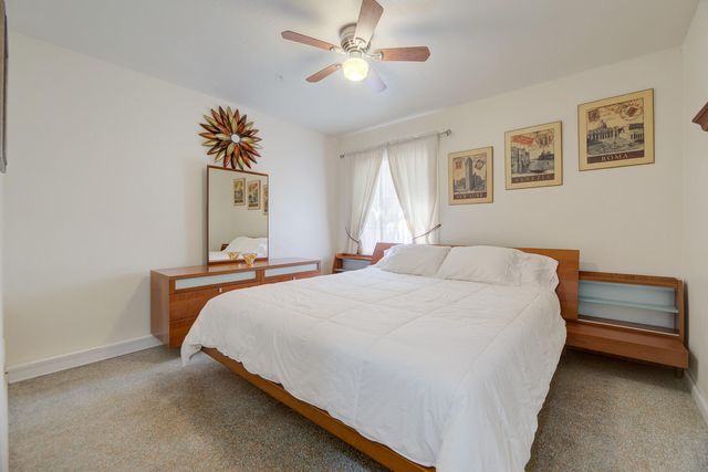 1136 NE 17th Way, Fort Lauderdale, FL 33304