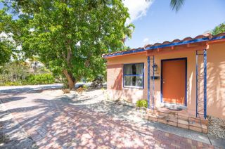 1136 NE 17th Way, Fort Lauderdale, FL 33304