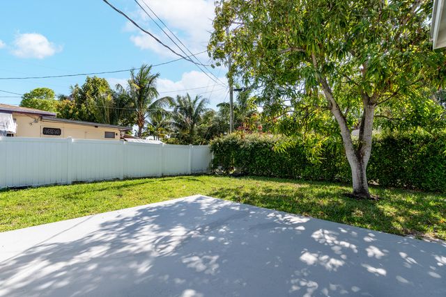 606 N 31st Court, Hollywood, FL 33021