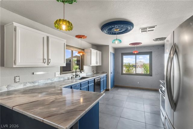 424 Waterwheel Falls Drive, Henderson, NV 89015