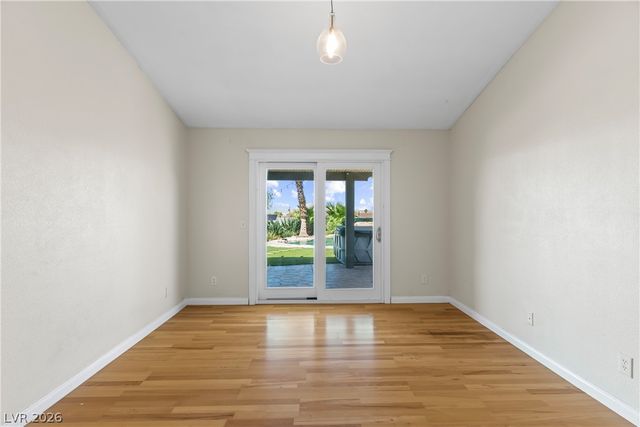 424 Waterwheel Falls Drive, Henderson, NV 89015