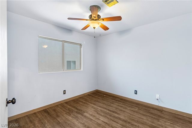 424 Waterwheel Falls Drive, Henderson, NV 89015